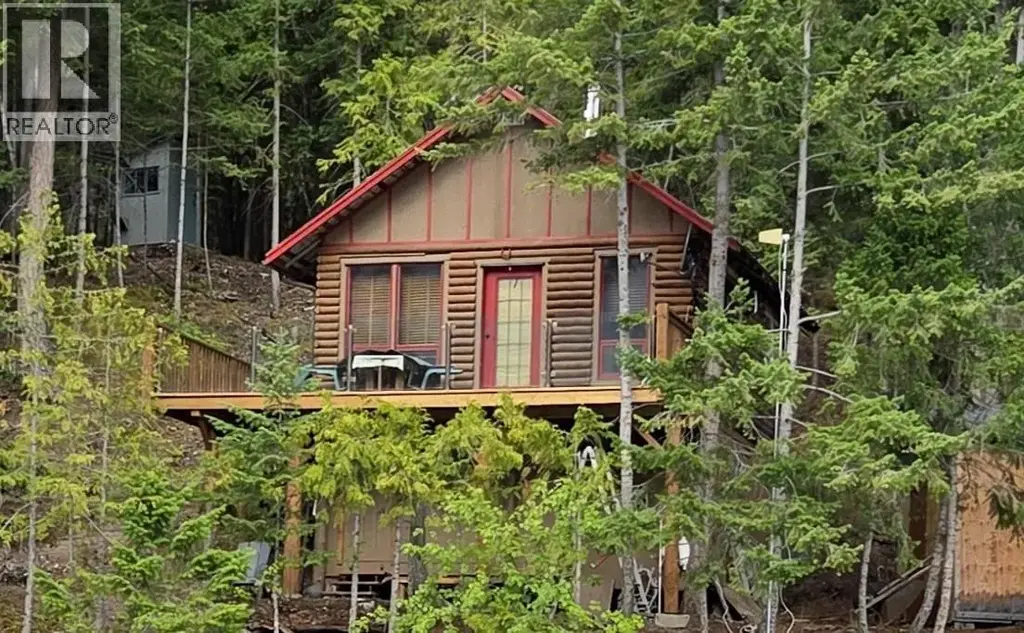 1932 Adams West Fsr, Adams Lake